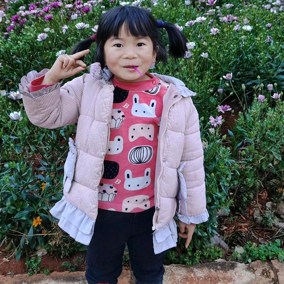 农村一个爸带个娃