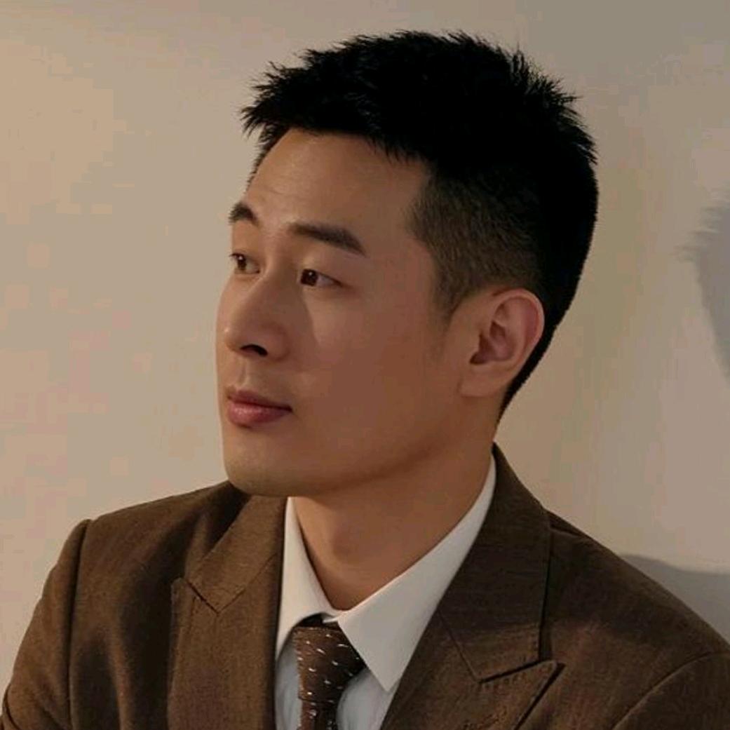 踏雪寻梅
