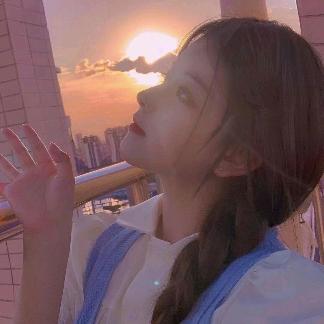 🥕奶糖小兔🥕