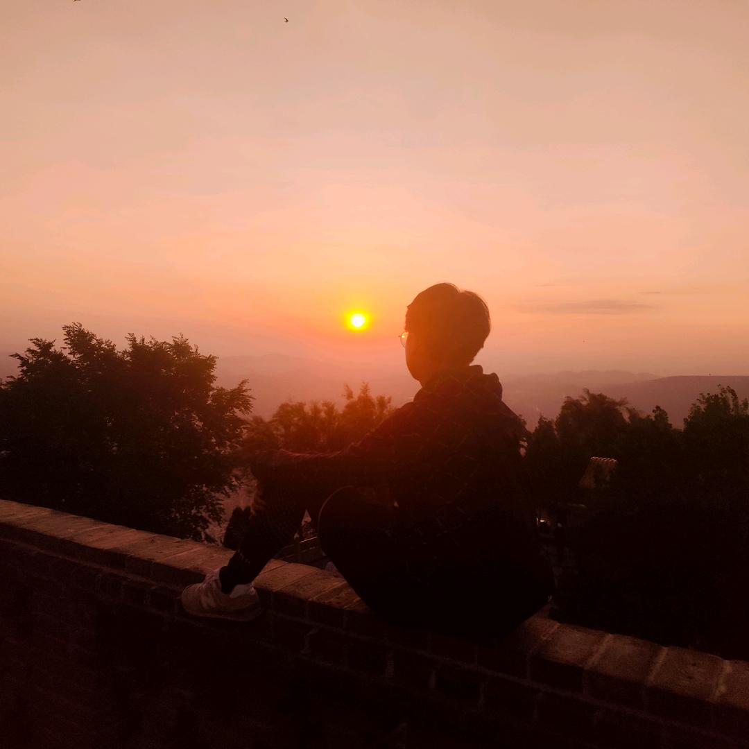 郁空空