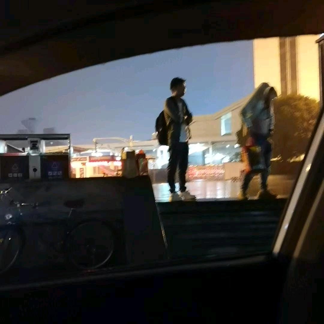 黑墨哥哥