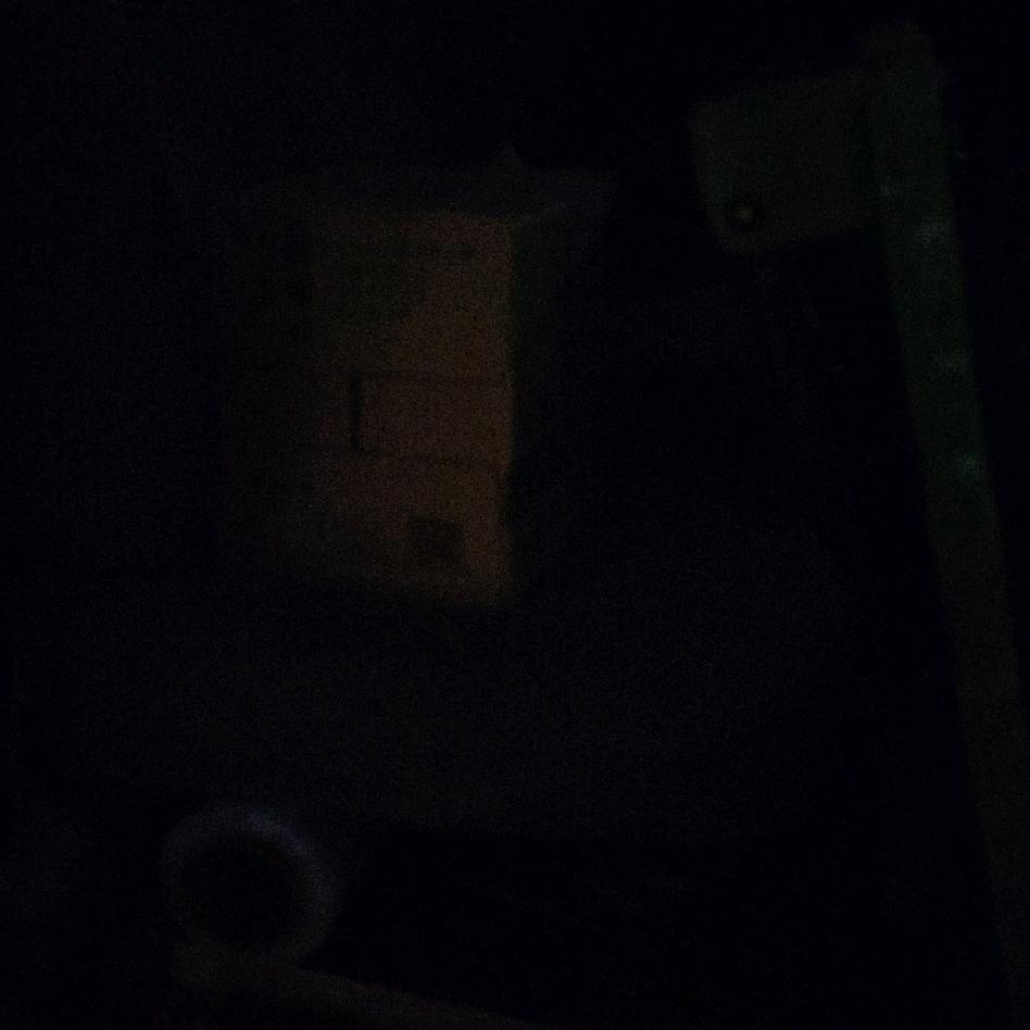9°