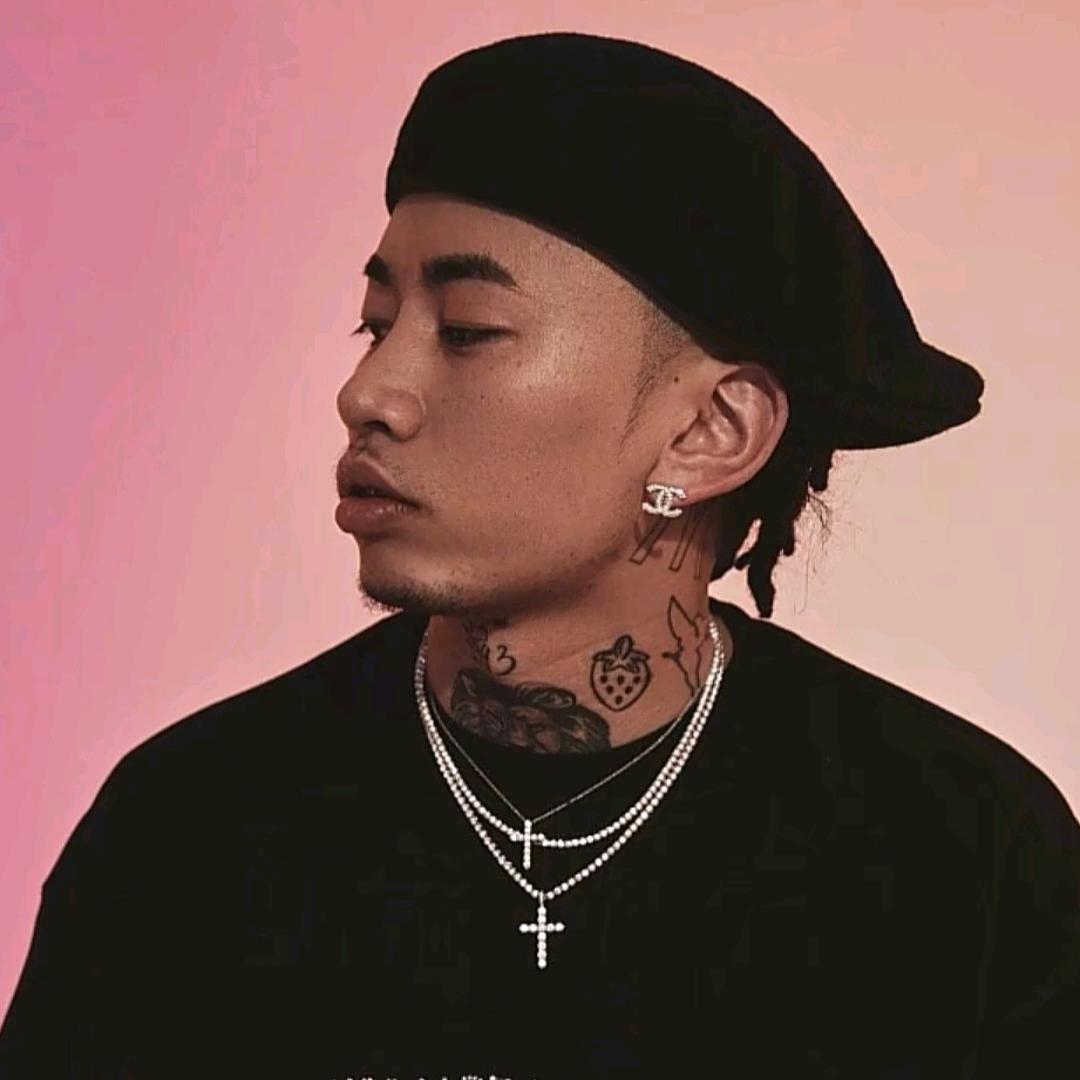 刘季ᅟ
