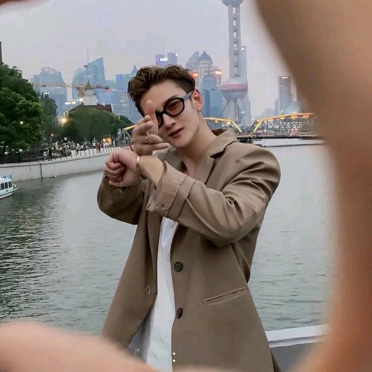 差点帅过彭于晏