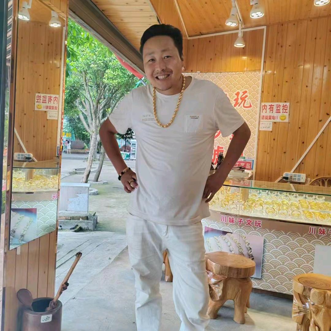 龙强24534044444