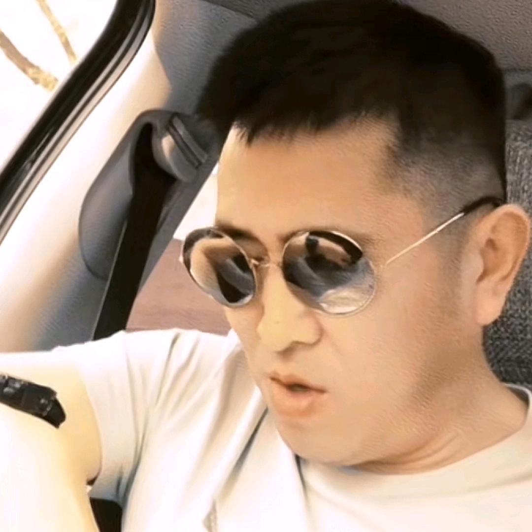 小飞哥.