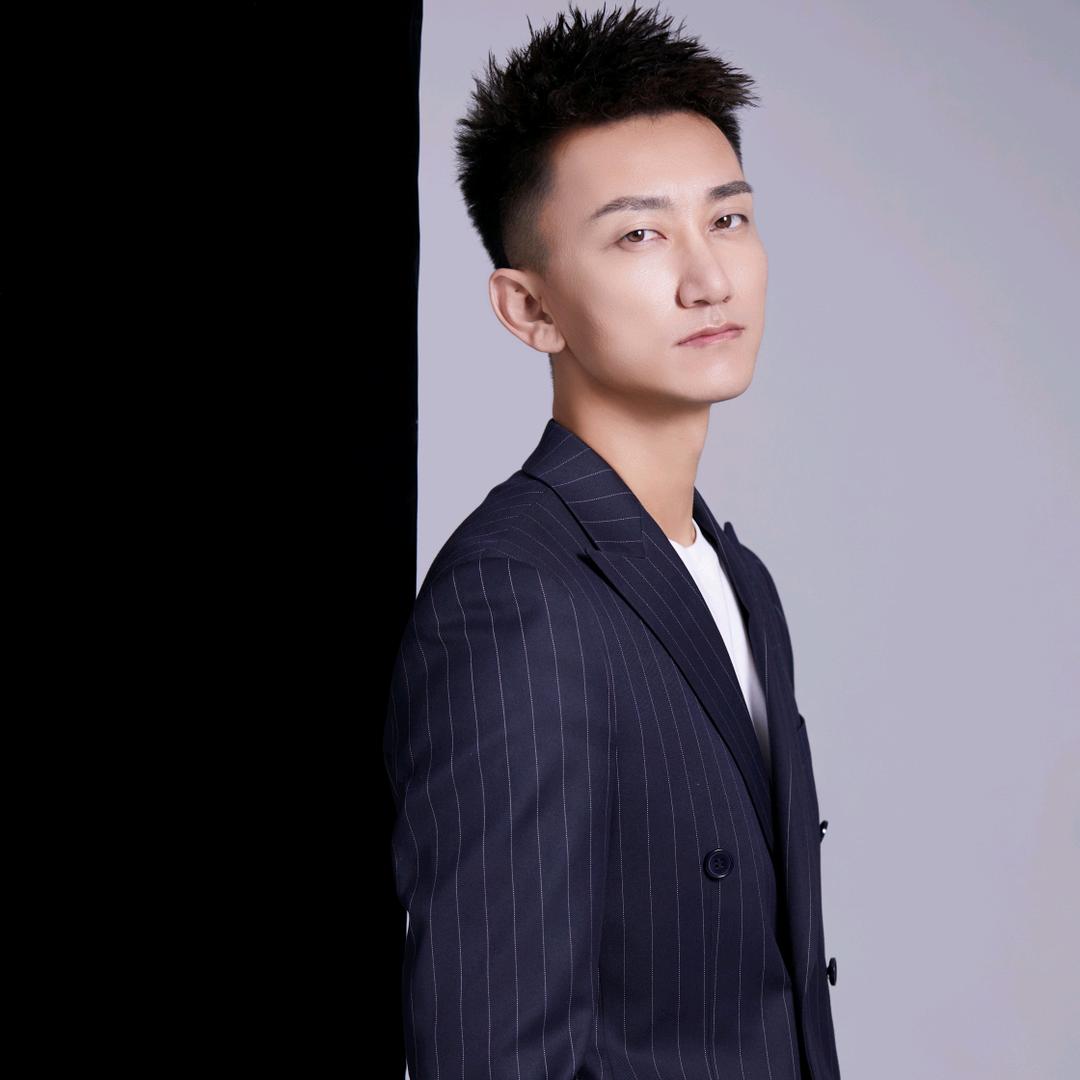 公考刘老师（考公版）