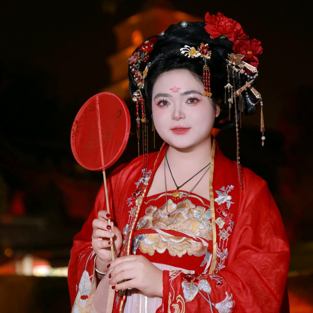 脸真圆🍓