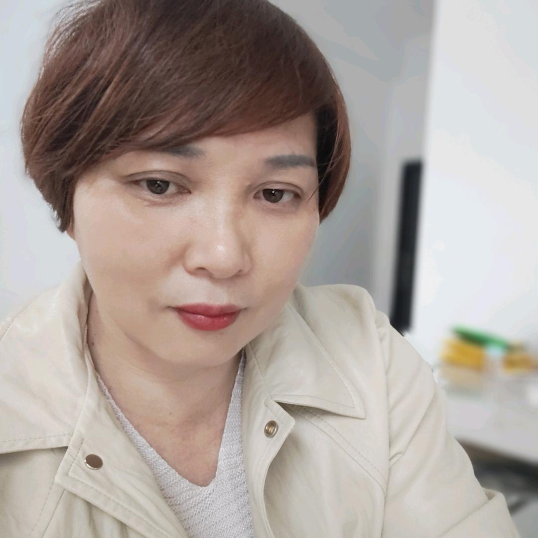 爱跳舞💃🏻的小曾
