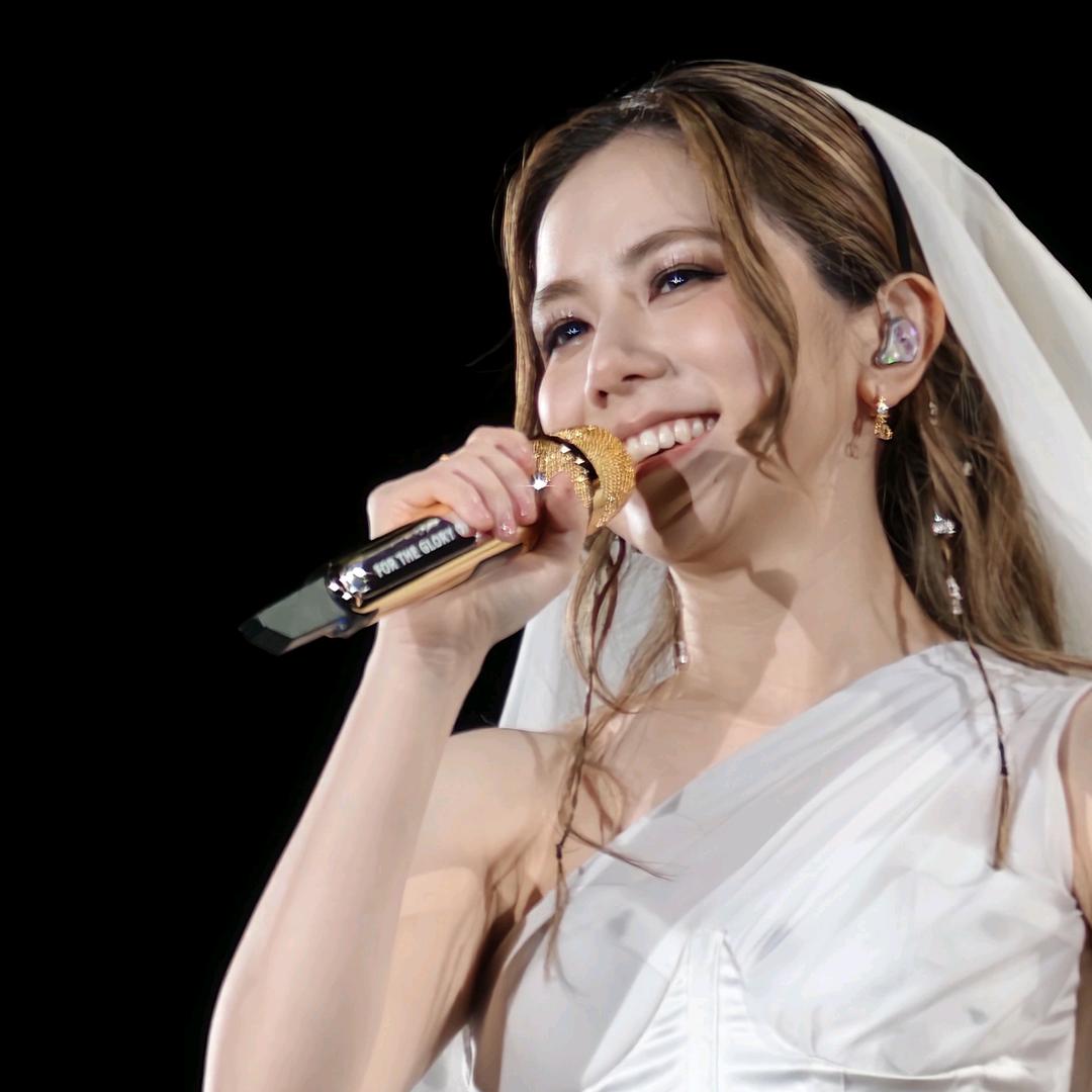 君籽儿爱才（只现场见过一次邓紫棋版）