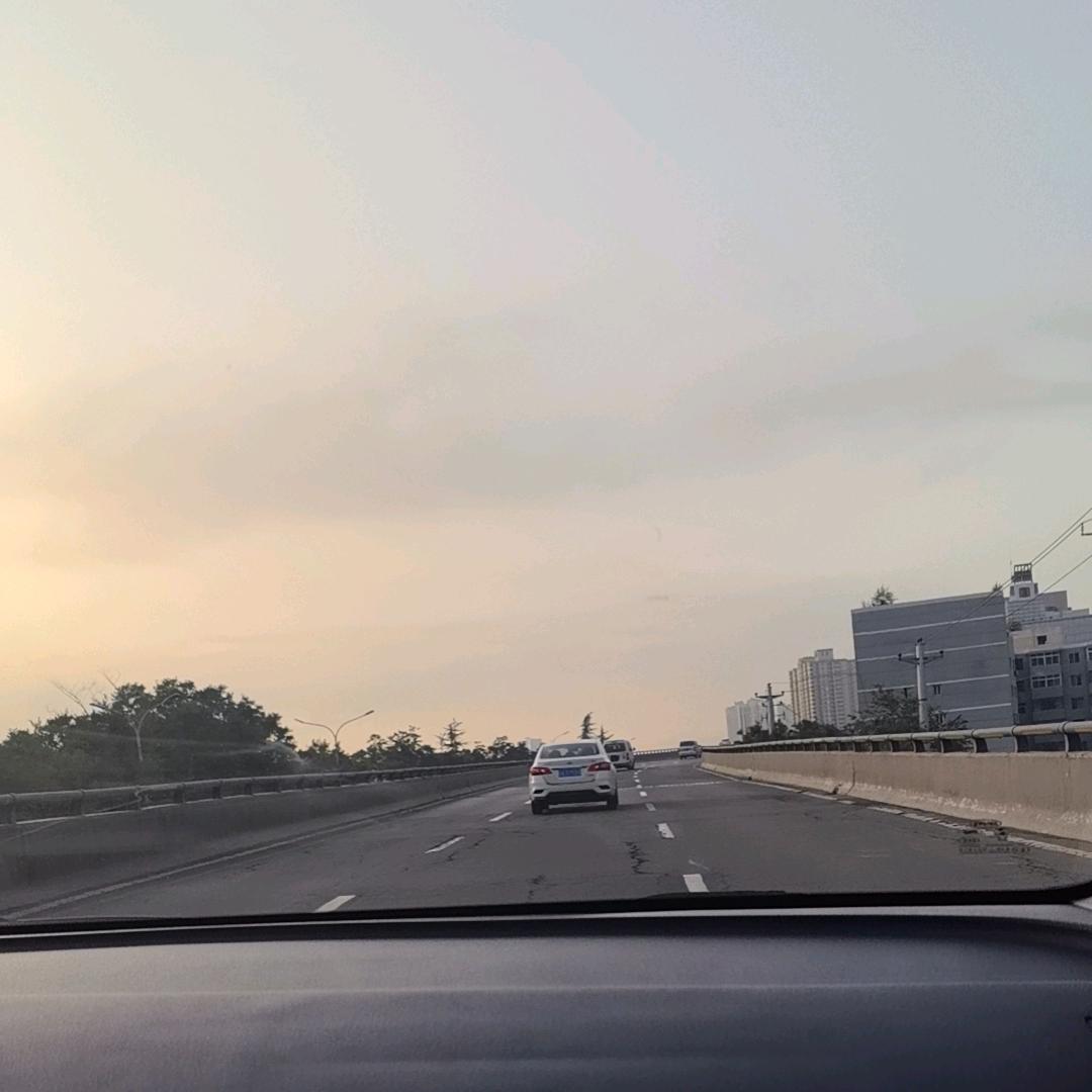 饿了就睡觉😪