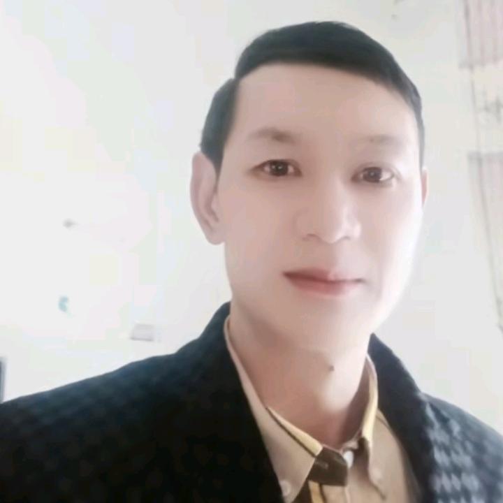 安装光伏团队《陆哥》