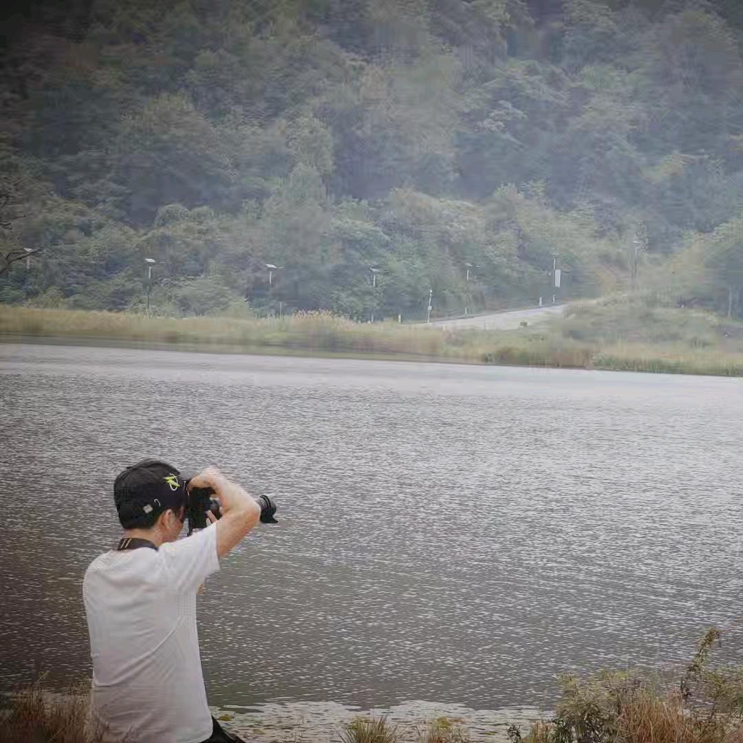 付大不会拍照📸