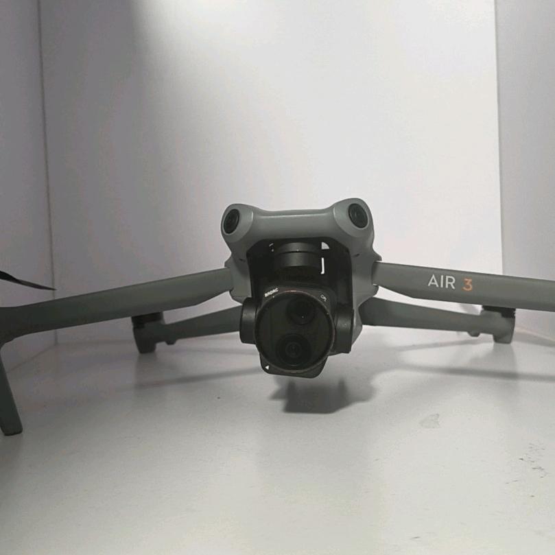 一个正经卖大米的航拍手