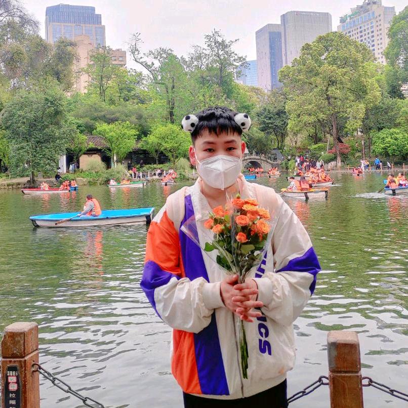 罗乐乐