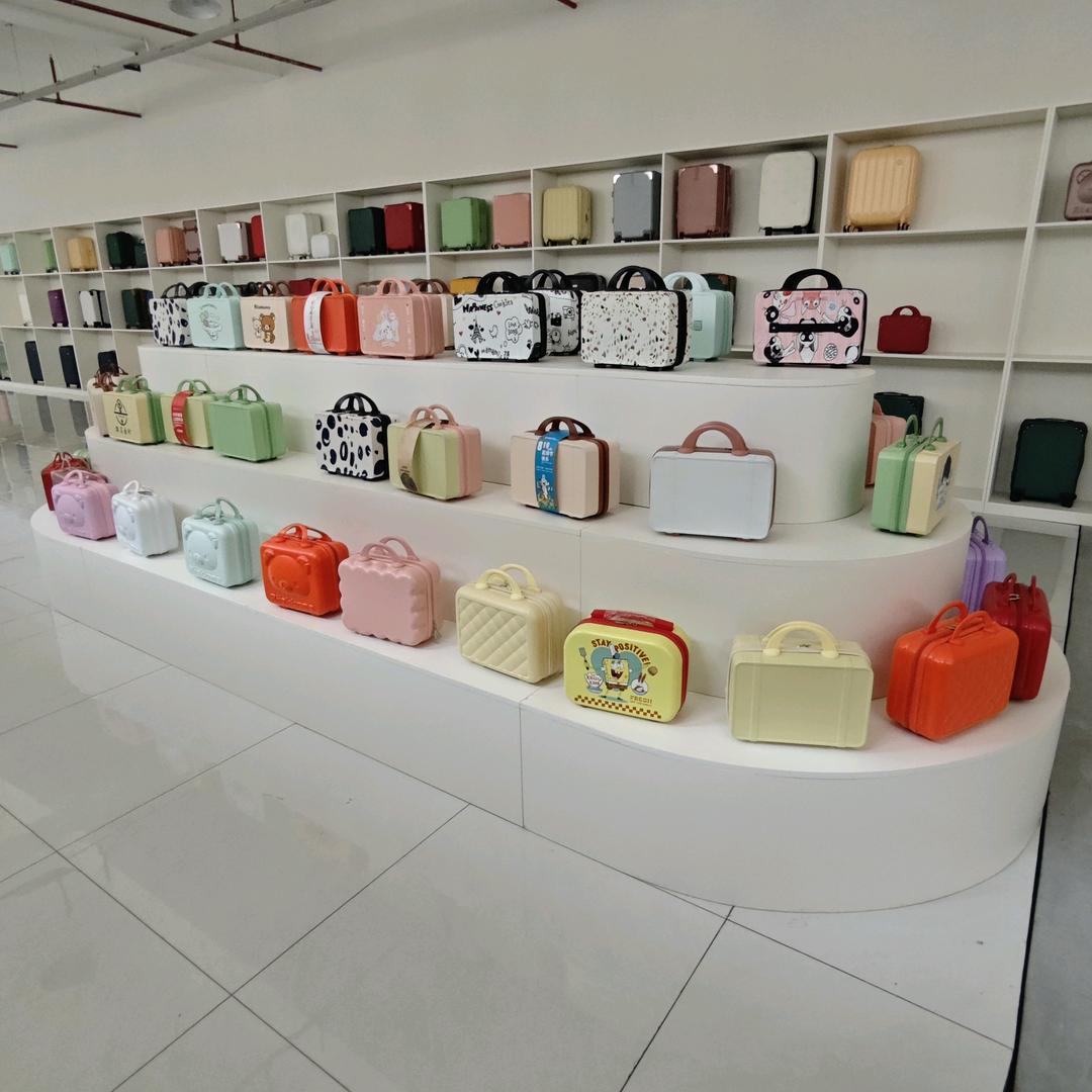 辰创时尚箱包精品店