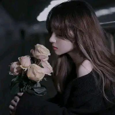 柠檬不甜但很酸