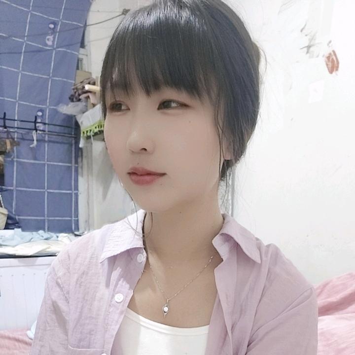 微笑、掩盖忧伤