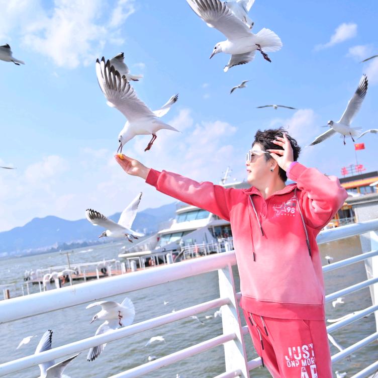 美丽人生莉娜