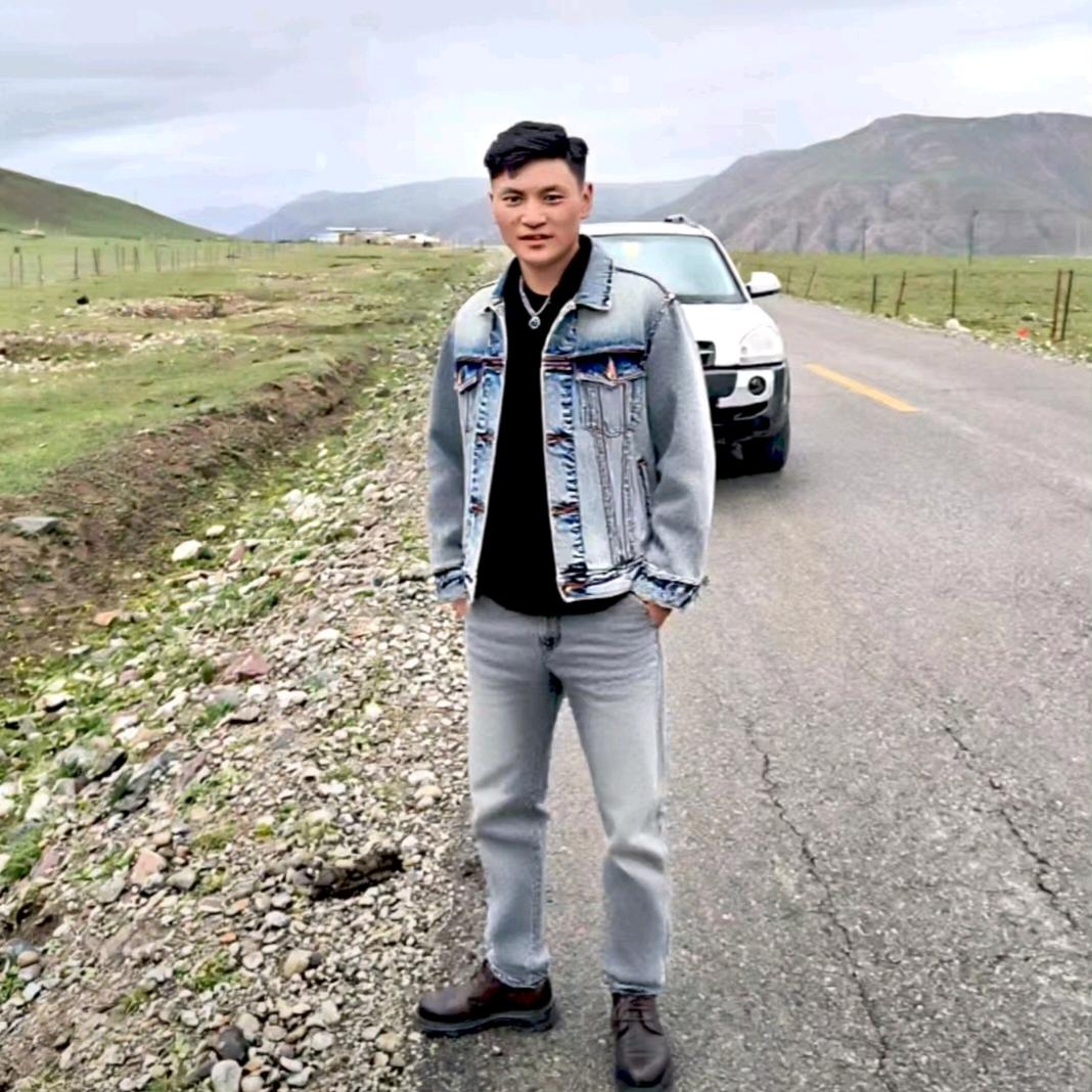 藏族男孩🤠