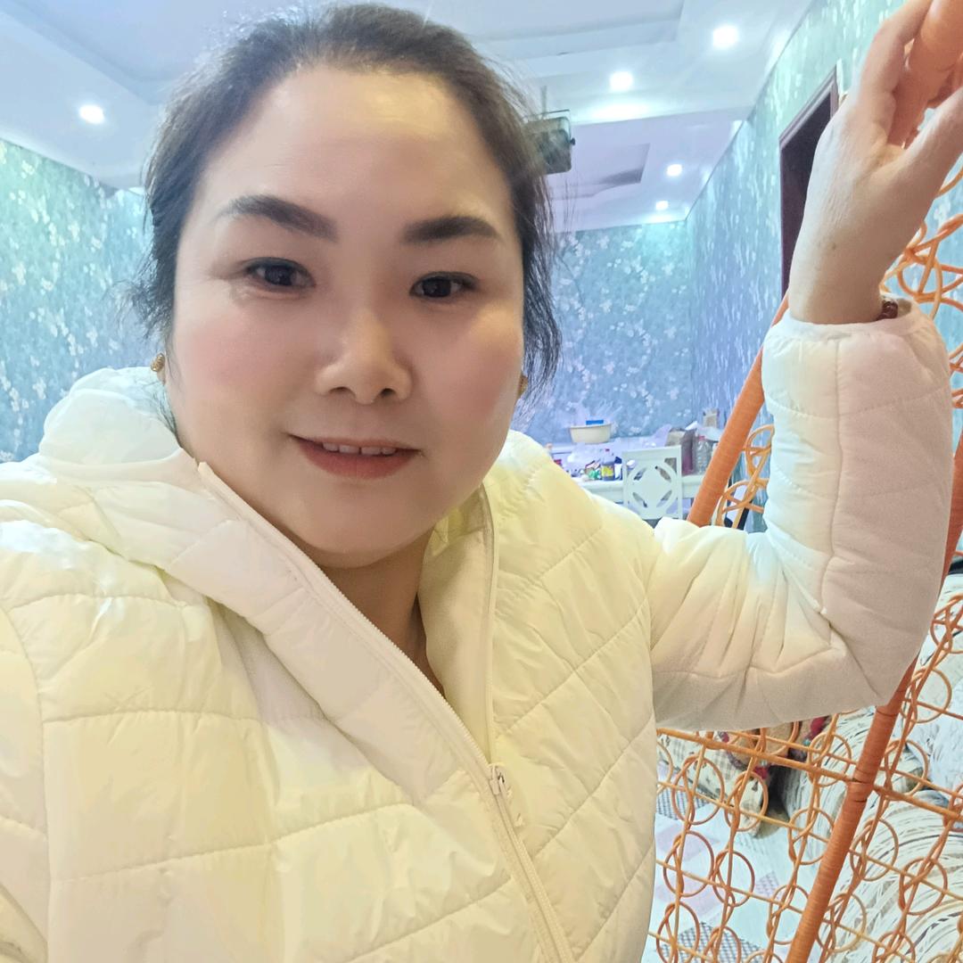 田田姐，四月兔子，