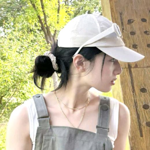 Nuyoah……