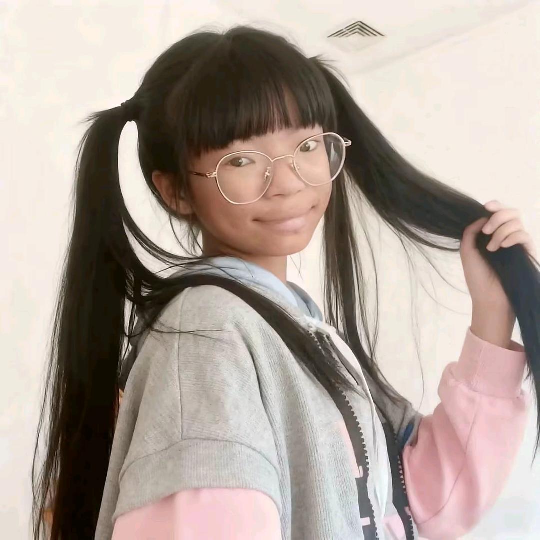 康琴枝很乖.💛