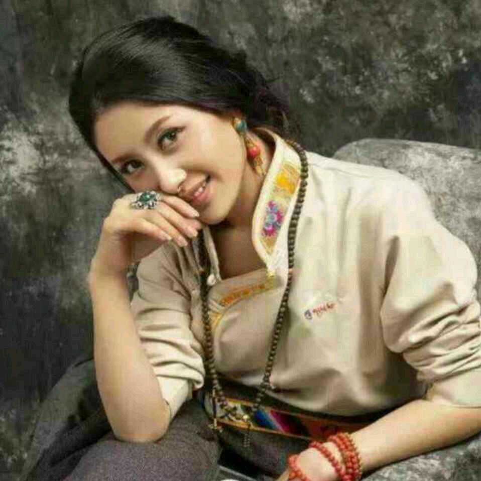 ་👉措姆་👈