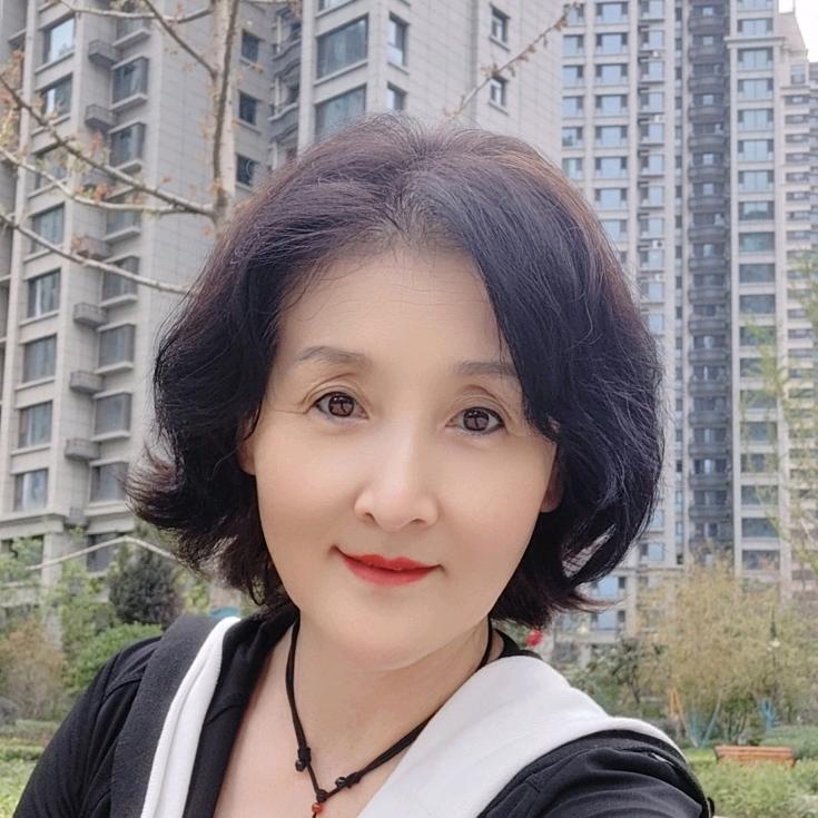 秋水盈盈（英子）
