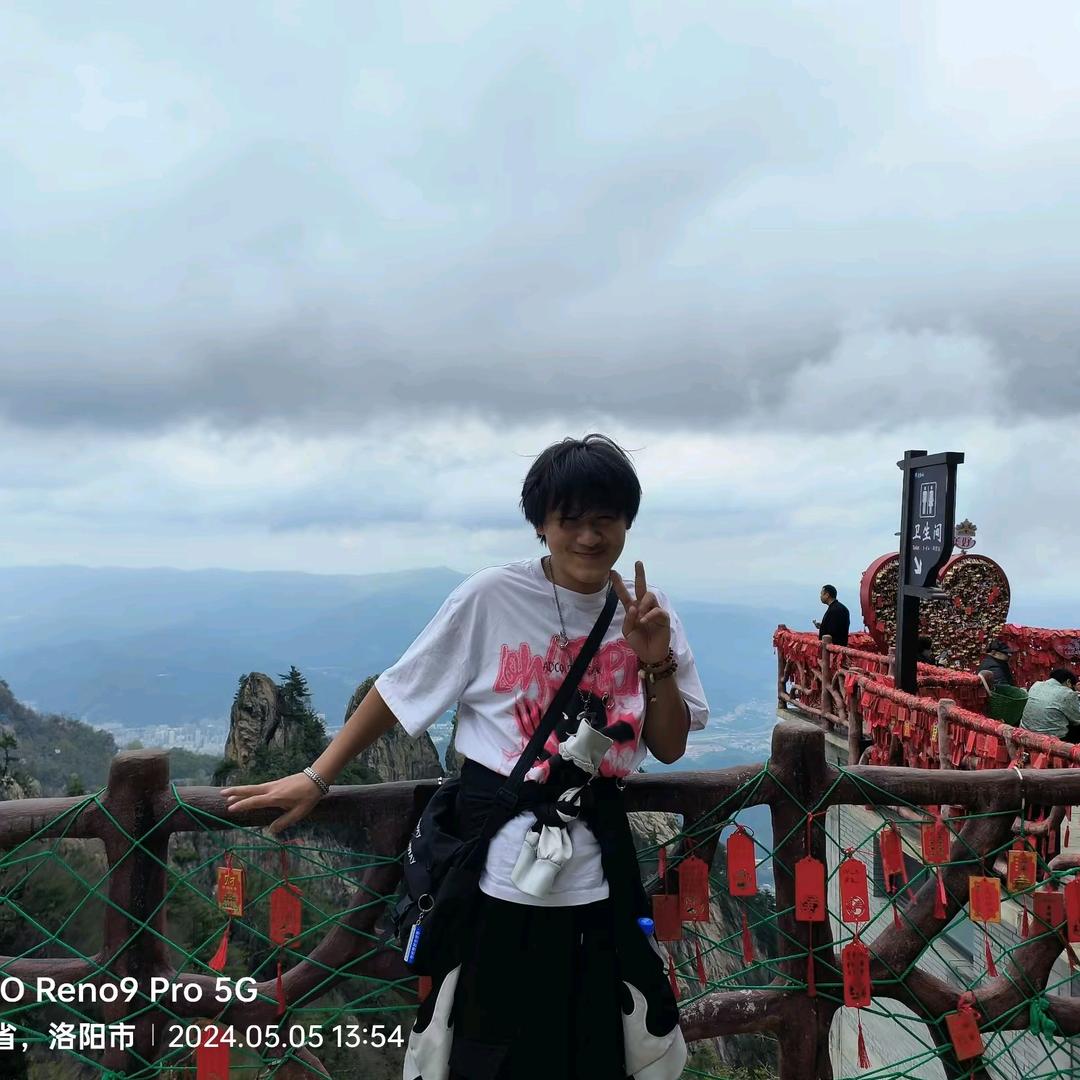 闰土本土.（牛马想睡觉版）