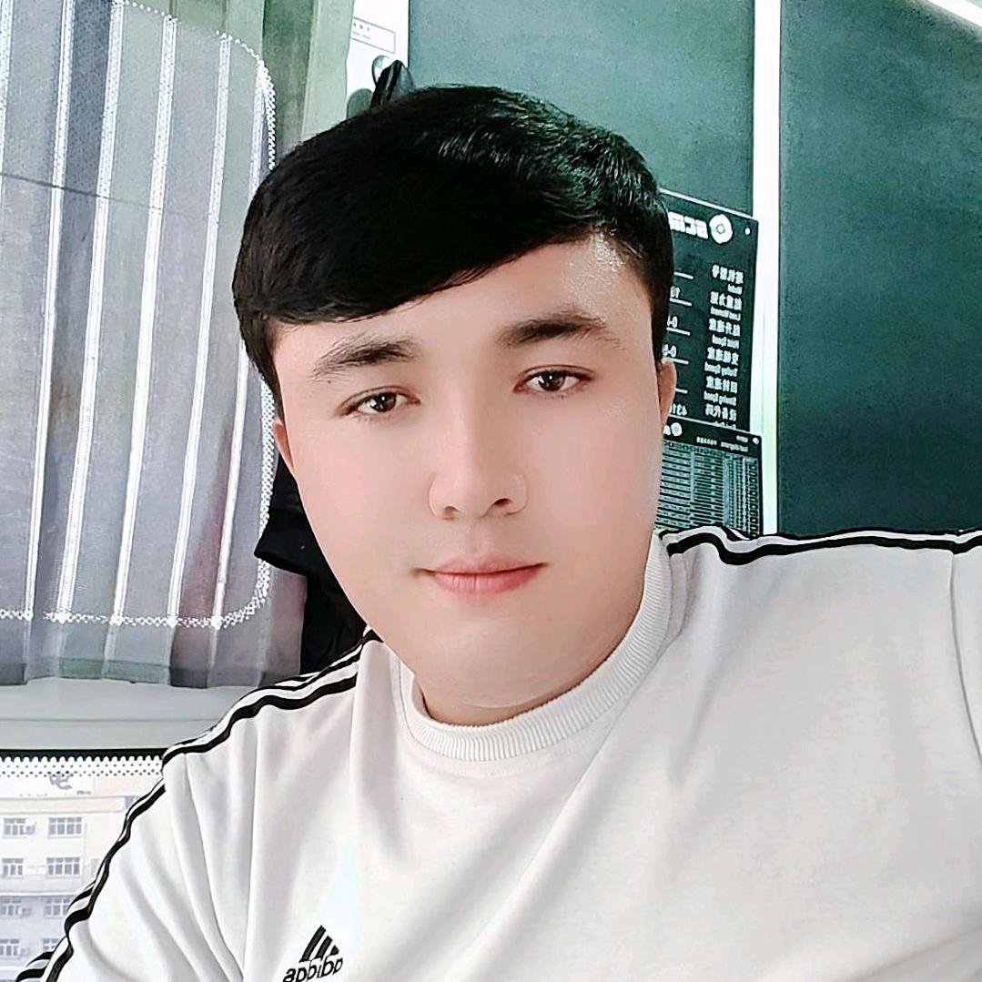 帅哥😃😃