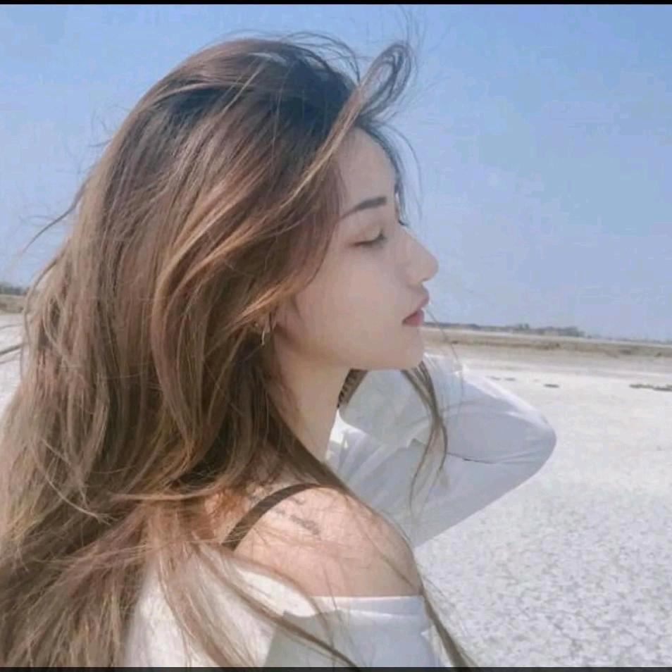 @方芳