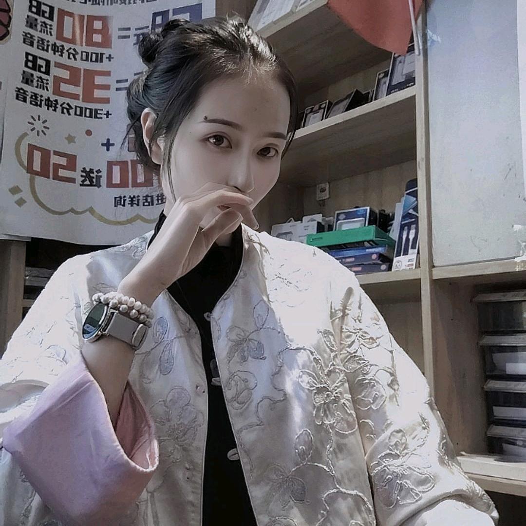 你好，是小杨呀。