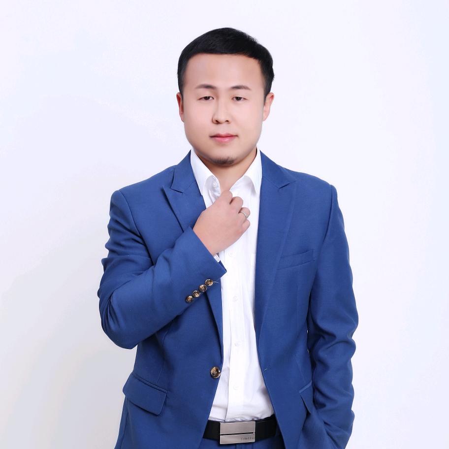 设计总监老何（家的那点事）