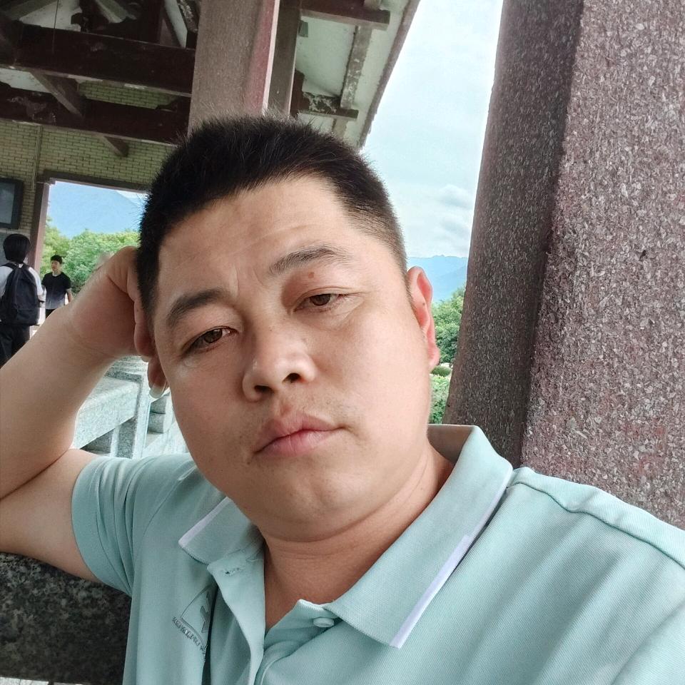 @A开挖机的强哥@