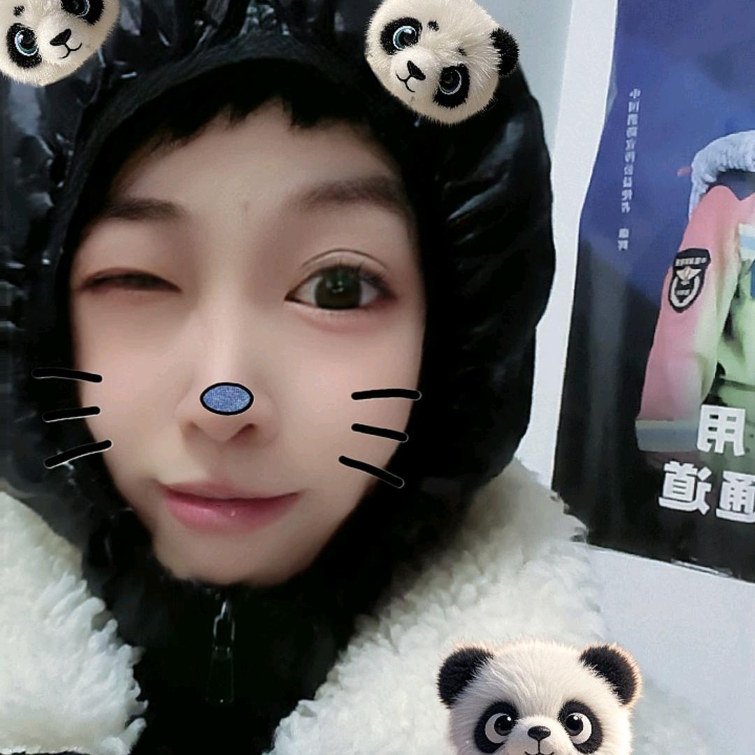 小九“花”🧚🏻‍♂️