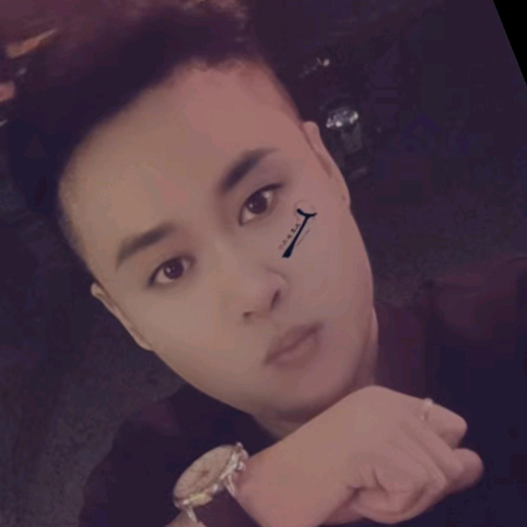 阿亮