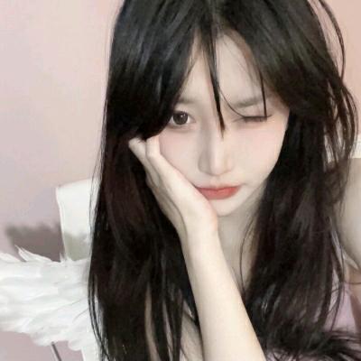 爱玩游戏的小香香