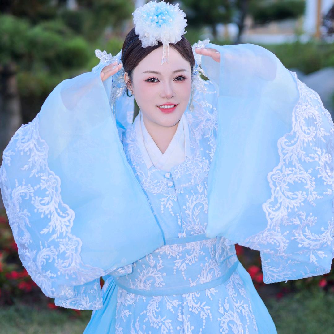 傲傲妈