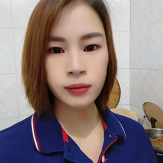 憨妞