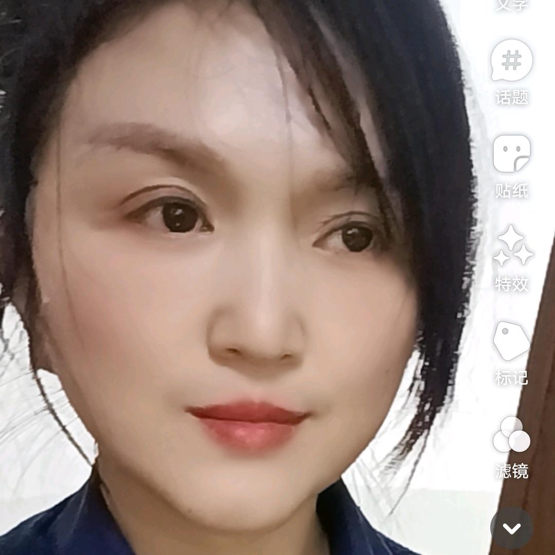 哒哒零食杂货铺娅楠姐晚上8：40直播