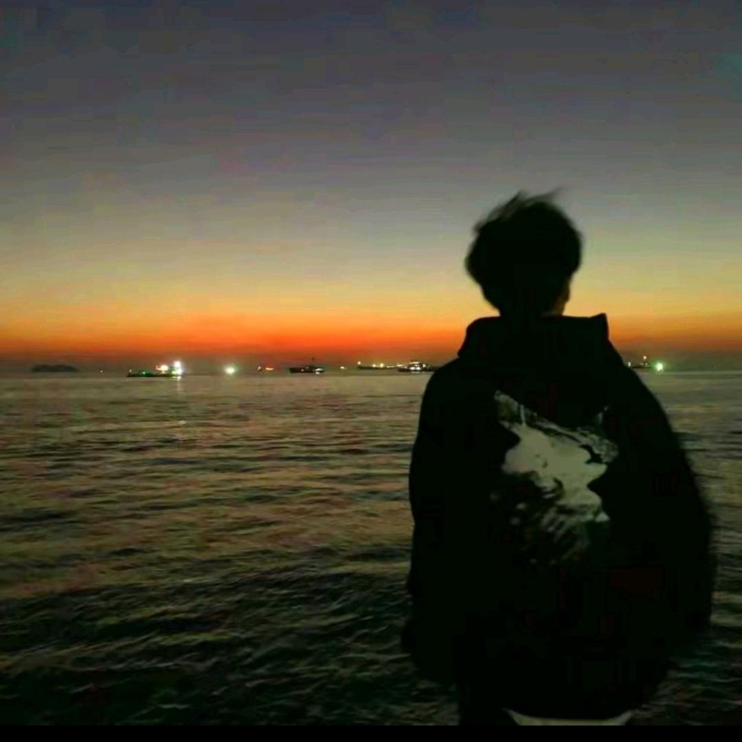 我在海的另一边等你