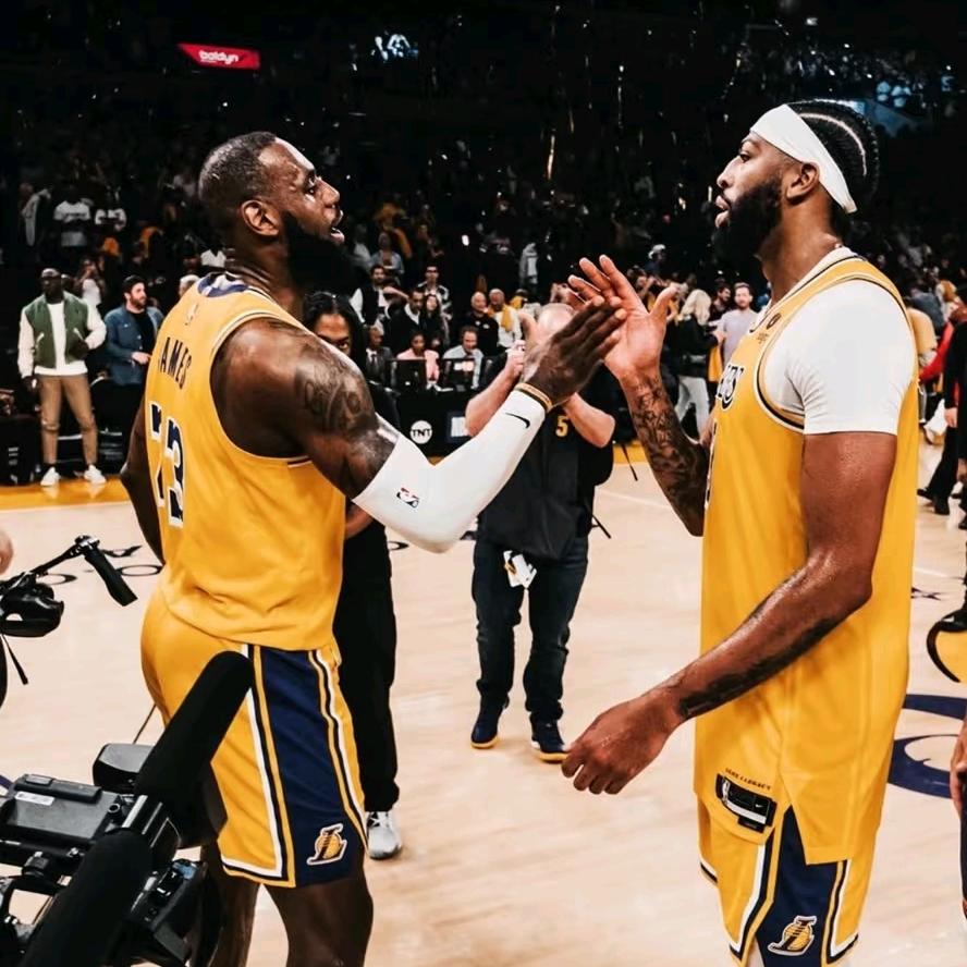 LJ🏀（🏆）