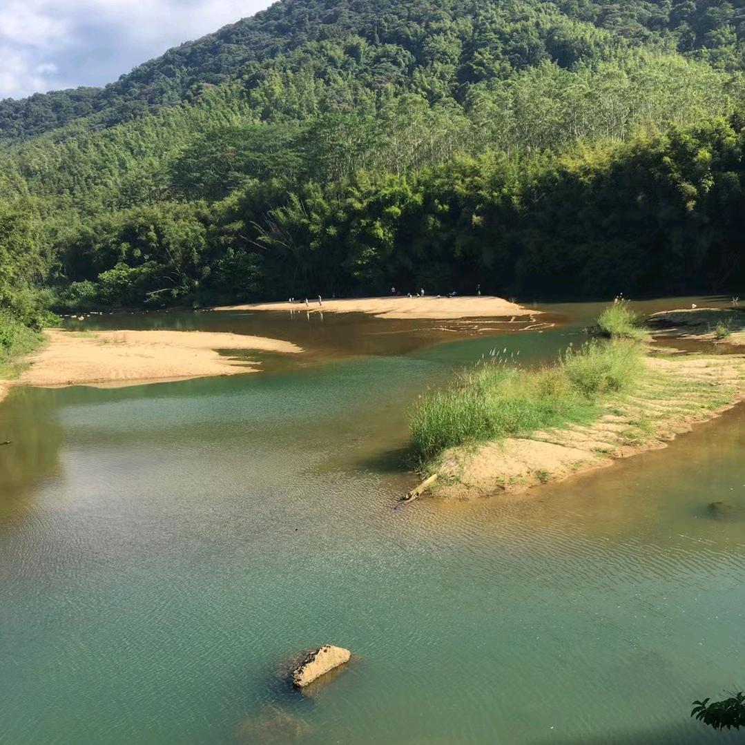 夏落睛
