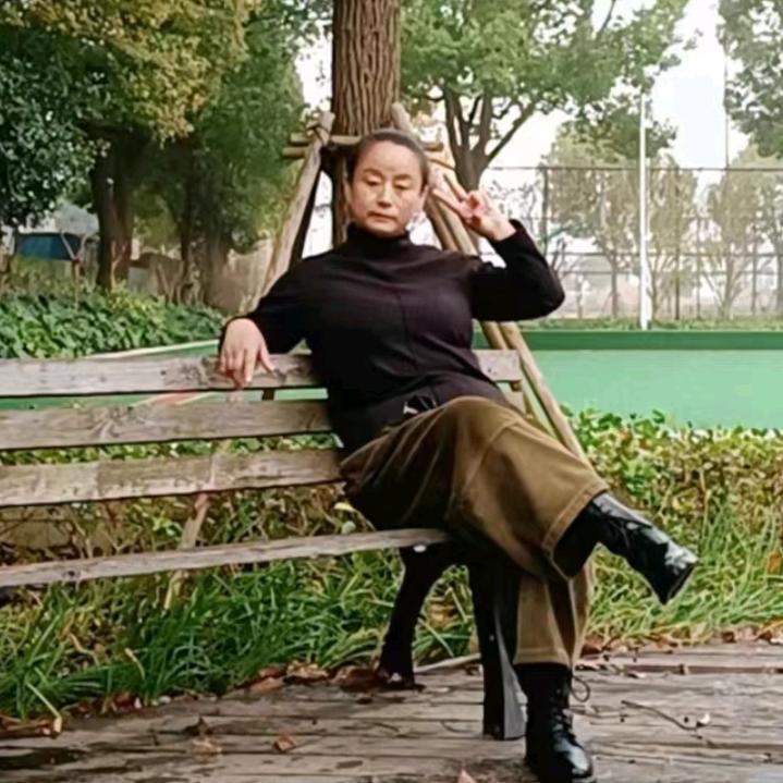 三个宝的臭奶奶