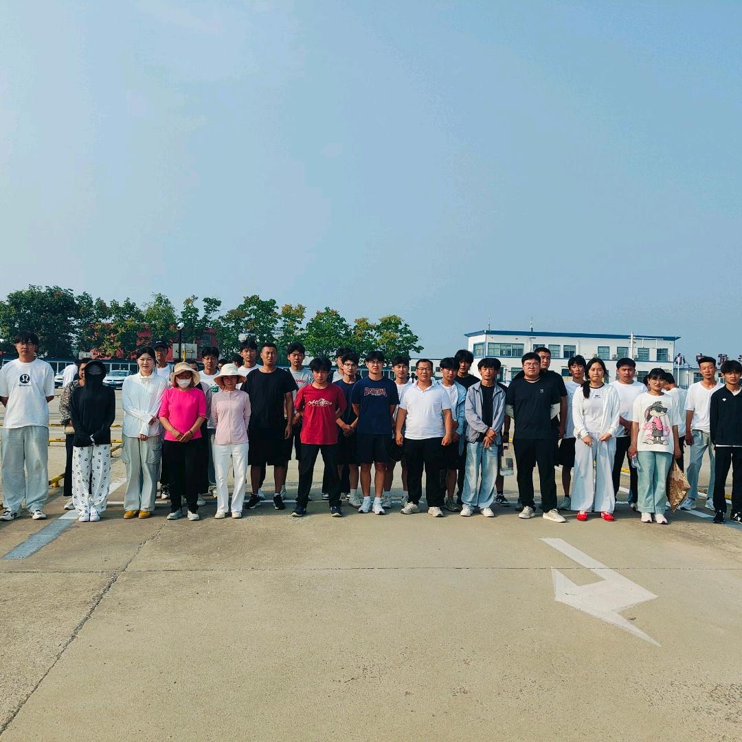 荣庆通达驾校陈教练