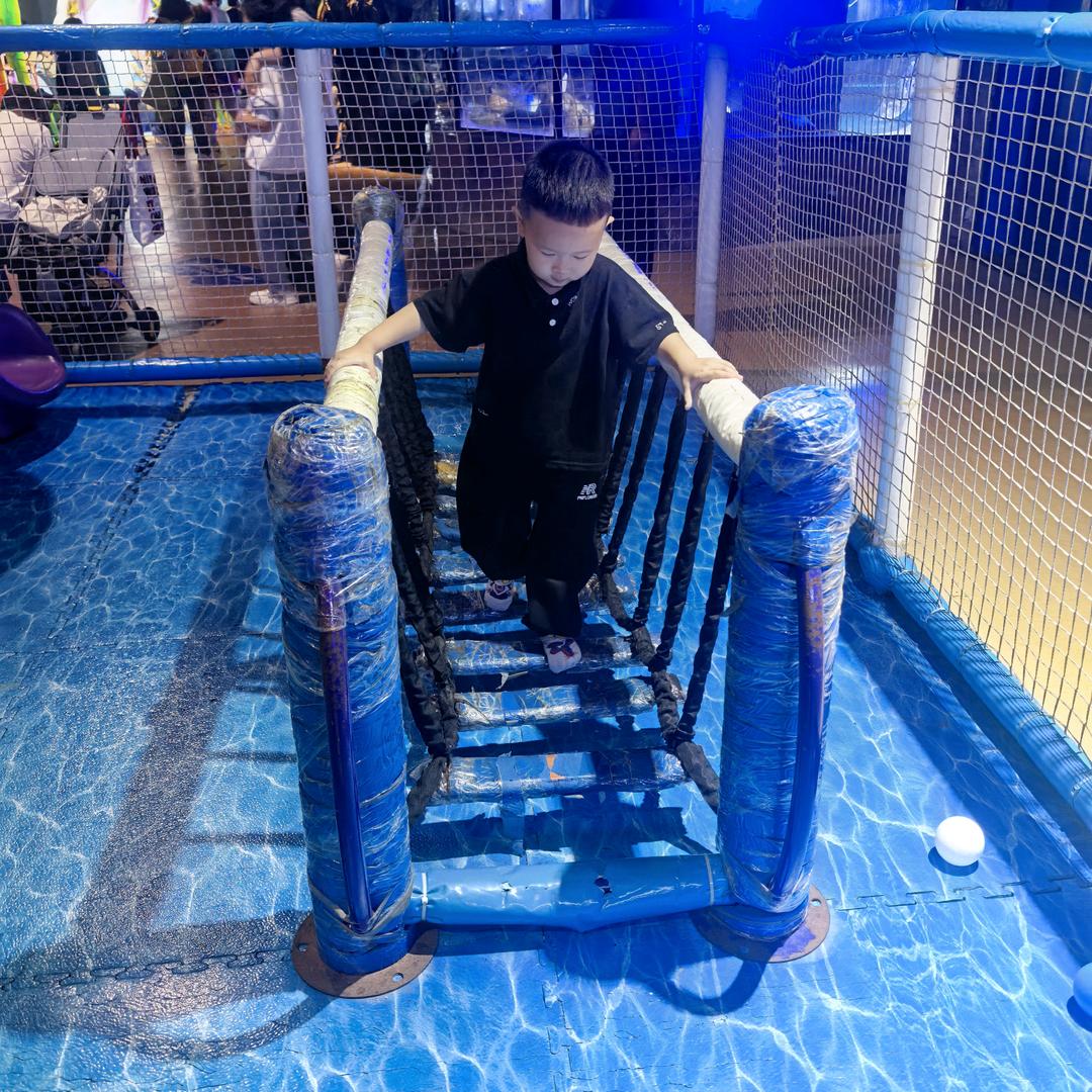 爱吃榴莲⊙ω⊙