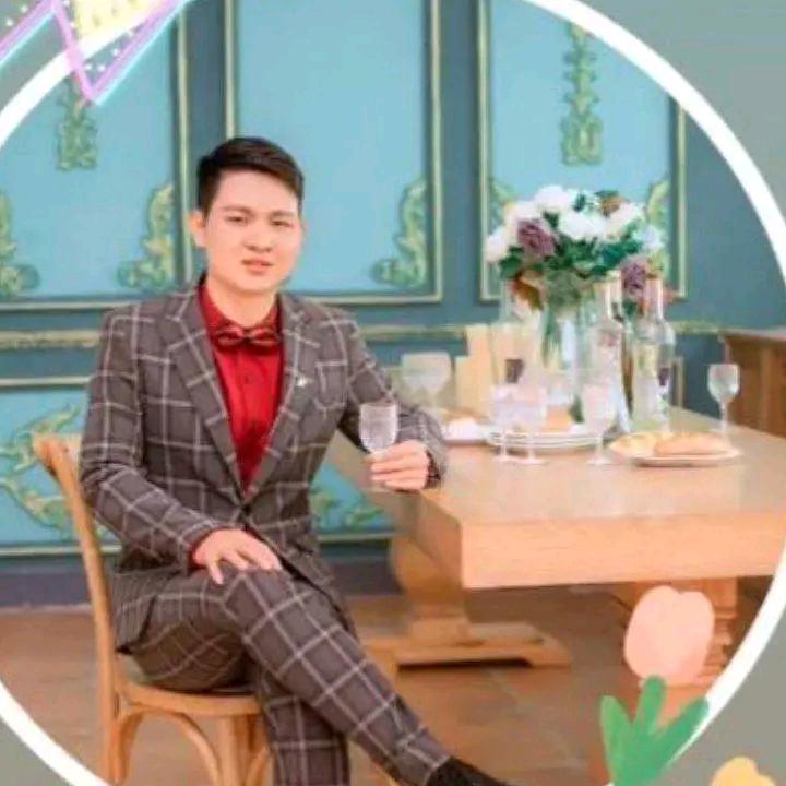白天不懂得深夜
