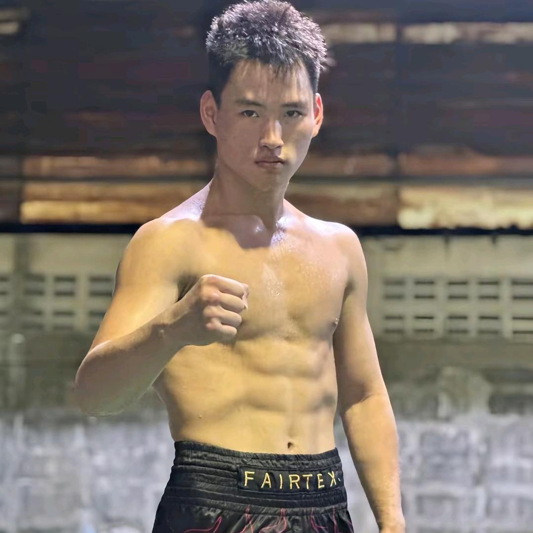 恒东(坦克)泰拳搏击