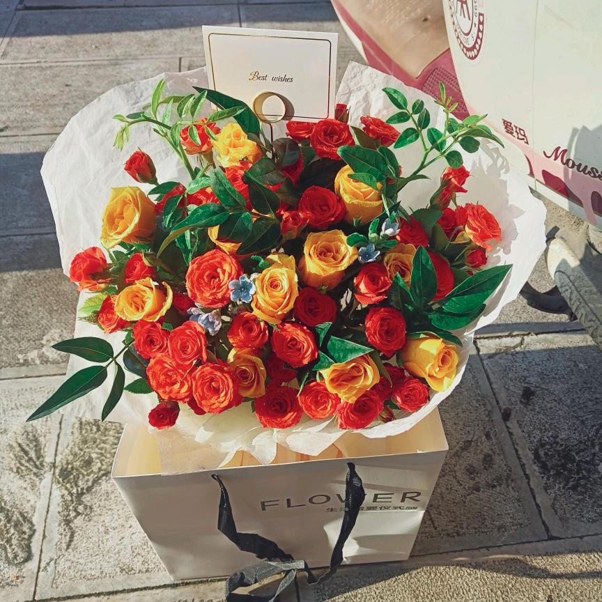 兴义市花屿时光花艺沙龙